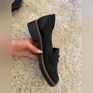 Brand new size 8.5 women’s shoes